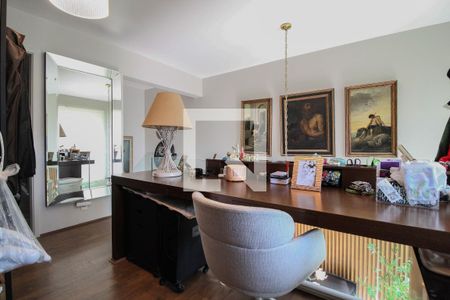 Apartamento à venda com 115m², 2 quartos e 2 vagasQuarto