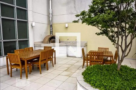 Apartamento à venda com 115m², 2 quartos e 2 vagasChurrasqueira