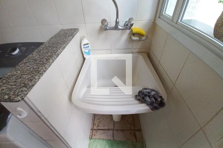 Casa de condomínio à venda com 340m², 3 quartos e 4 vagas Casa de condomínio à venda com 340m², 3 quartos e 4 vagasÁrea de Serviço