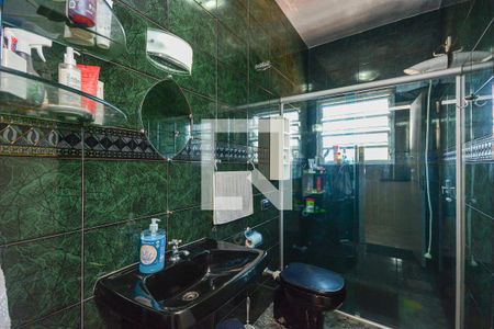 Casa à venda com 272m², 6 quartos e 3 vagas Casa à venda com 272m², 6 quartos e 3 vagasBanheiro