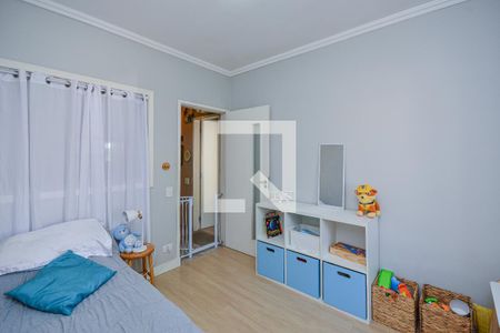 Casa à venda com 272m², 6 quartos e 3 vagas Casa à venda com 272m², 6 quartos e 3 vagasQuarto 2