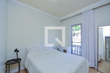 Casa à venda com 272m², 6 quartos e 3 vagas Casa à venda com 272m², 6 quartos e 3 vagasSuite 1