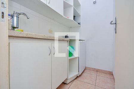 Casa à venda com 272m², 6 quartos e 3 vagas Casa à venda com 272m², 6 quartos e 3 vagasCozinha