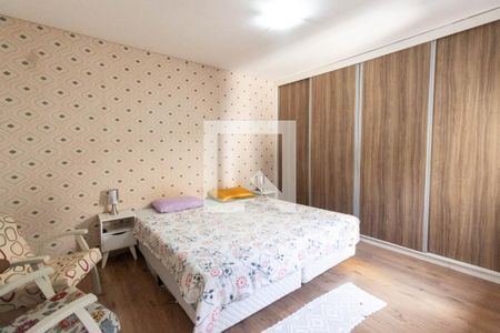 Casa à venda com 160m², 3 quartos e 2 vagas Casa à venda com 160m², 3 quartos e 2 vagasQuarto 3