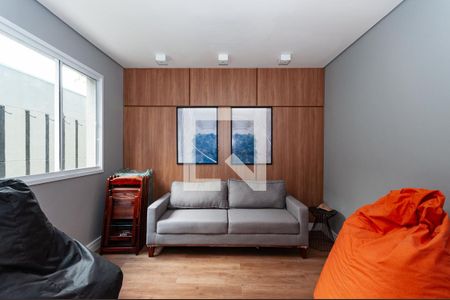 Apartamento à venda com 72m², 2 quartos e sem vagaÁrea Comum 