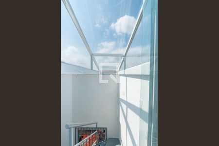 Apartamento à venda com 72m², 2 quartos e sem vagaEscada