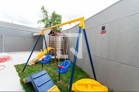 Apartamento à venda com 72m², 2 quartos e sem vagaÁrea Comum - Playground