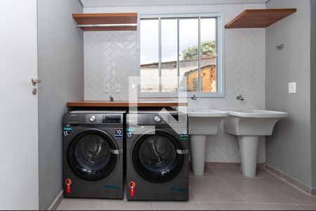 Apartamento à venda com 72m², 2 quartos e sem vagaÁrea Comum - Lavanderia