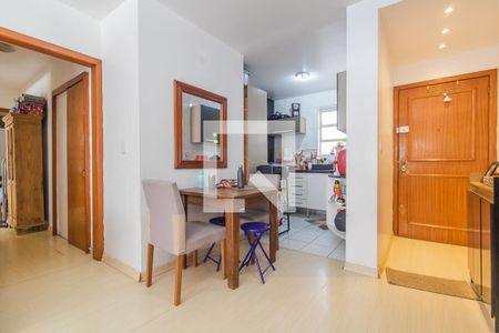 Sala de apartamento para alugar com 3 quartos, 84m² em Menino Deus, Porto Alegre