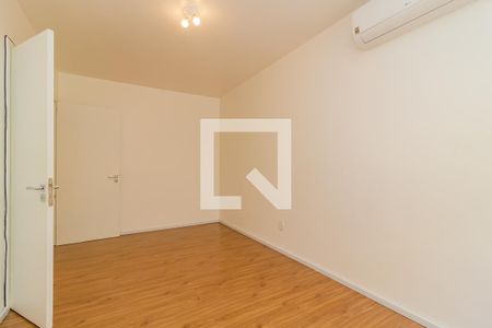 Sala de apartamento para alugar com 3 quartos, 84m² em Menino Deus, Porto Alegre