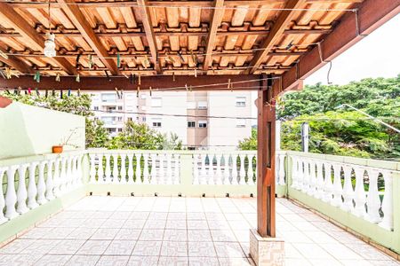 Casa à venda com 140m², 3 quartos e 2 vagasVaranda