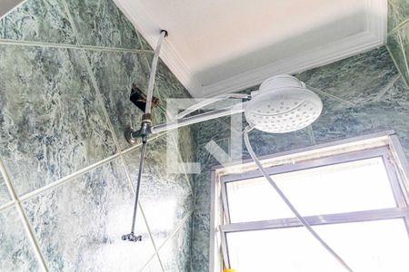 Casa à venda com 140m², 3 quartos e 2 vagasBanheiro social