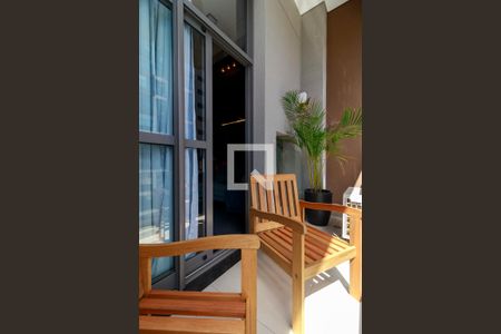 Studio - Varanda de kitnet/studio para alugar com 0 quarto, 29m² em Jardim das Acácias, São Paulo