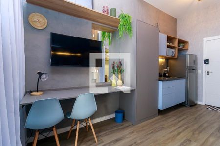 Studio de kitnet/studio para alugar com 0 quarto, 29m² em Jardim das Acácias, São Paulo