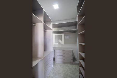 Closet da Suíte de casa de condomínio para alugar com 3 quartos, 152m² em Horto Florestal Villagio, Sorocaba