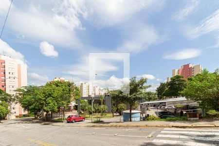 Apartamento à venda com 55m², 2 quartos e 1 vagaArea comum - Comércios