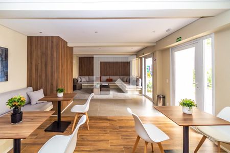 Apartamento para alugar com 28m², 1 quarto e sem vagaÁrea comum - Salão de festas