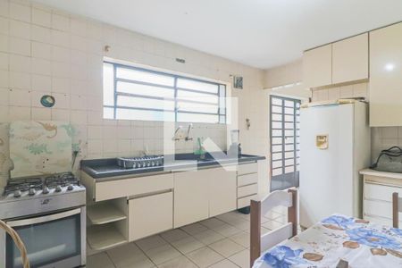 Casa à venda com 193m², 4 quartos e 2 vagasCozinha