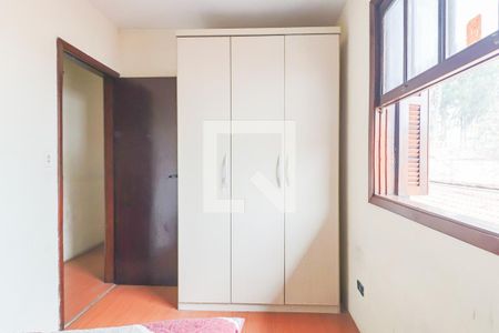 Casa à venda com 193m², 4 quartos e 2 vagasQuarto 2