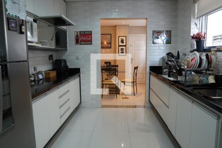 Apartamento à venda com 224m², 3 quartos e 2 vagasCozinha