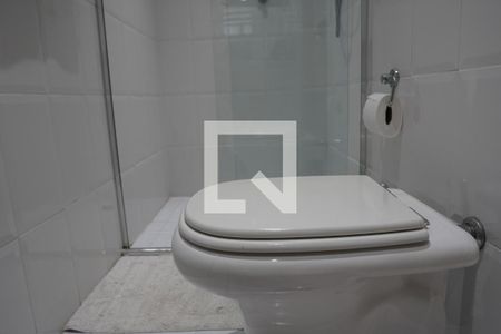 Apartamento à venda com 224m², 3 quartos e 2 vagasBanheiro da Suite