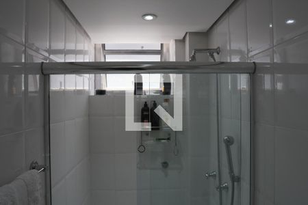 Apartamento à venda com 224m², 3 quartos e 2 vagasBanheiro da Suíte