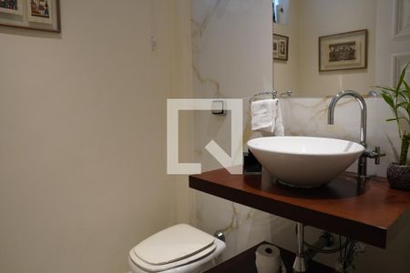 Lavabo de apartamento à venda com 3 quartos, 224m² em Jardim Paulista, São Paulo