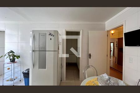 Apartamento à venda com 108m², 2 quartos e 1 vagaCozinha
