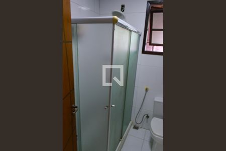 Casa de condomínio à venda com 90m², 3 quartos e 2 vagasBanheiro 1