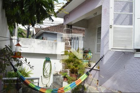 Casa de condomínio à venda com 90m², 3 quartos e 2 vagasVaranda 