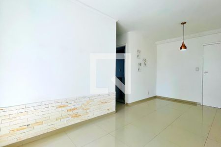 Apartamento para alugar com 60m², 2 quartos e 1 vagaSala