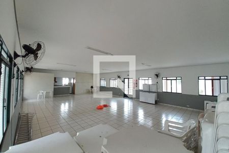Apartamento à venda com 48m², 2 quartos e 1 vaga Apartamento à venda com 48m², 2 quartos e 1 vagaÁrea comum - Salão de festas