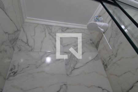 Banheiro de apartamento para alugar com 1 quarto, 30m² em Vila Campo Grande, São Paulo