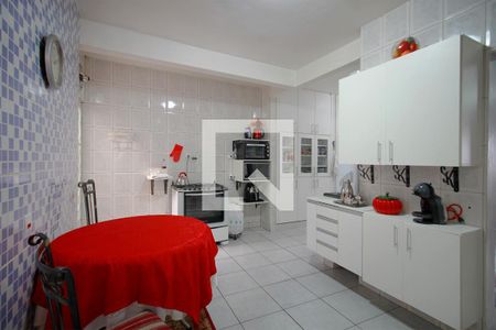 Casa à venda com 360m², 5 quartos e 2 vagasCozinha