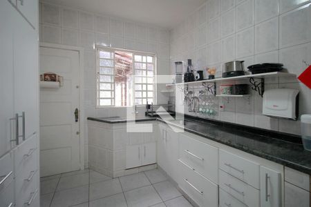 Casa à venda com 360m², 5 quartos e 2 vagasCozinha