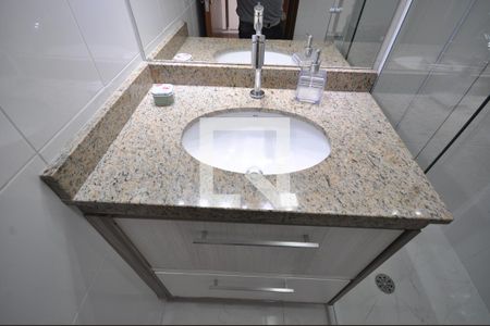 Casa de condomínio à venda com 103m², 2 quartos e 1 vagaBanheiro da Suíte 2