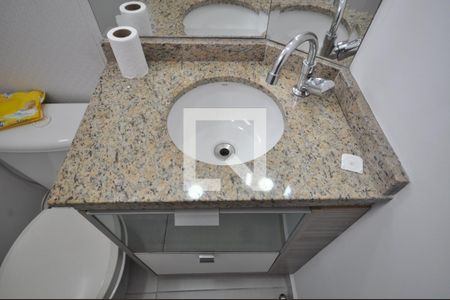 Casa de condomínio à venda com 103m², 2 quartos e 1 vagaLavabo