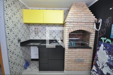 Casa de condomínio à venda com 103m², 2 quartos e 1 vagaChurrasqueira