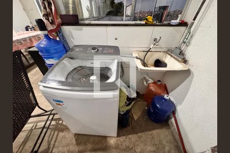 Apartamento à venda com 100m², 2 quartos e 1 vagaLavanderia