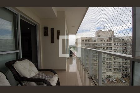 Varanda de apartamento para alugar com 3 quartos, 195m² em Recreio dos Bandeirantes, Rio de Janeiro