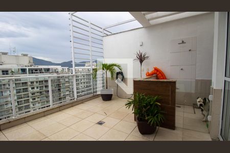 Apartamento para alugar com 195m², 3 quartos e 3 vagas Apartamento para alugar com 195m², 3 quartos e 3 vagasCobertura