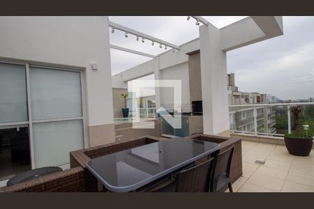 Apartamento para alugar com 195m², 3 quartos e 3 vagas Apartamento para alugar com 195m², 3 quartos e 3 vagasCobertura