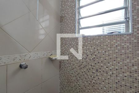 Casa à venda com 340m², 4 quartos e 4 vagasBanheiro 2