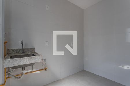 Apartamento à venda com 40m², 2 quartos e 1 vaga Apartamento à venda com 40m², 2 quartos e 1 vagaCozinha e Área de Serviço