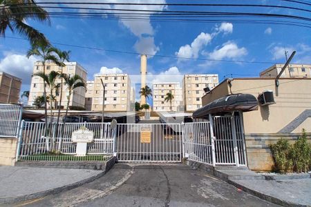 Apartamento à venda com 52m², 2 quartos e 1 vaga Apartamento à venda com 52m², 2 quartos e 1 vagaFachada e Portaria