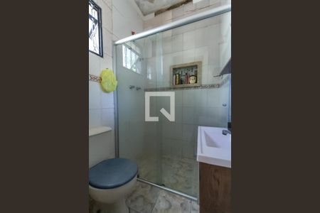 Casa à venda com 213m², 6 quartos e 2 vagas Casa à venda com 213m², 6 quartos e 2 vagasBanheiro da Suíte 4