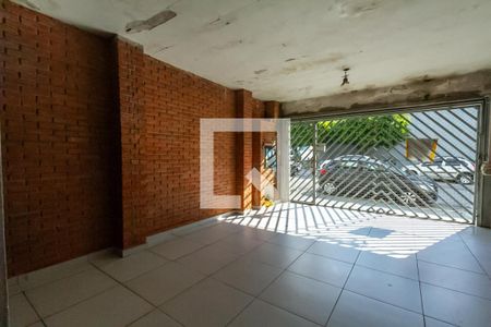 Casa à venda com 213m², 6 quartos e 2 vagas Casa à venda com 213m², 6 quartos e 2 vagasGaragem