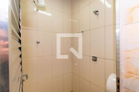 Casa à venda com 241m², 2 quartos e 2 vagas Casa à venda com 241m², 2 quartos e 2 vagasÁrea gourmet - Banheiro