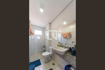 Apartamento à venda com 65m², 2 quartos e 2 vagas Apartamento à venda com 65m², 2 quartos e 2 vagasBanheiro Social