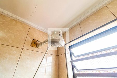 Casa à venda com 150m², 3 quartos e 4 vagasBanheiro social